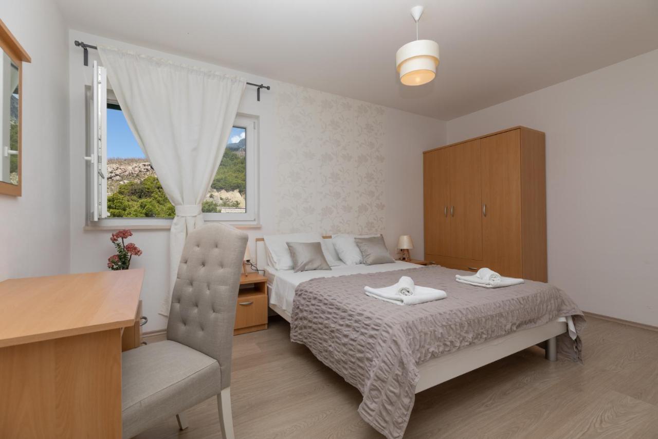 Apartments Villa Carica B&B Mimice Buitenkant foto